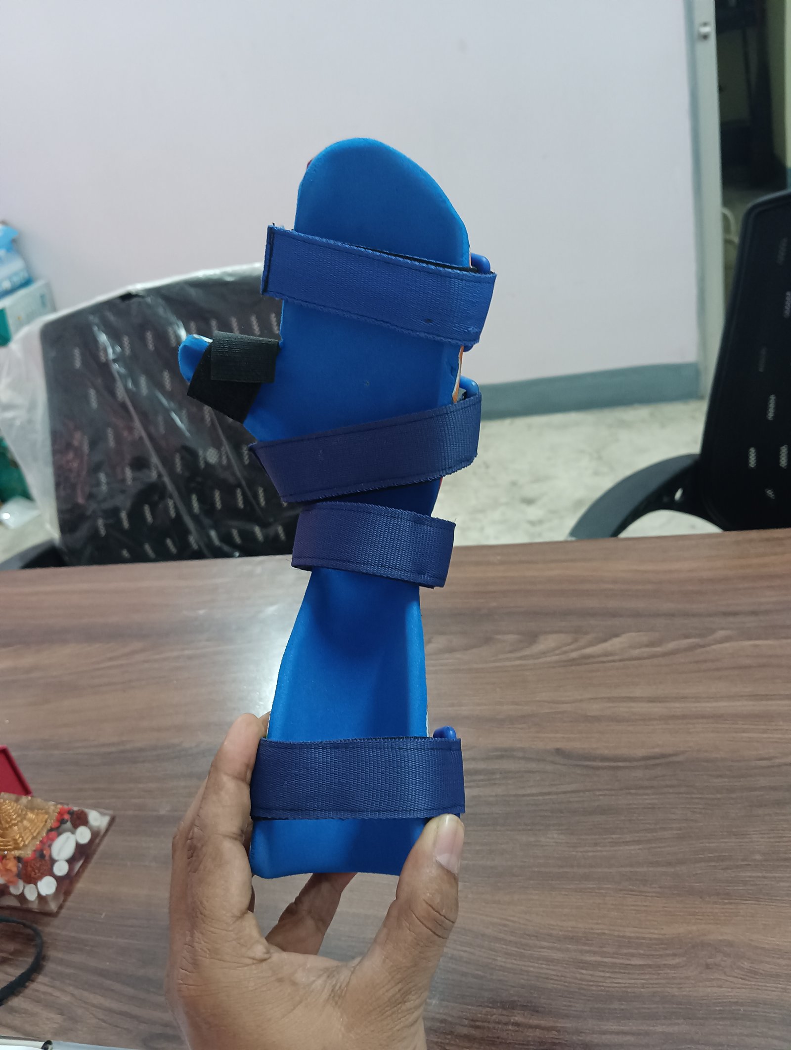 Hand splint